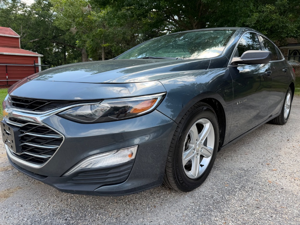 2019 Chevrolet Malibu - $7,900