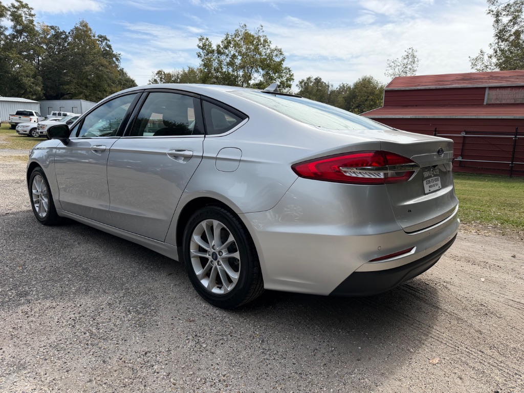 2019 Ford Fusion - $7,900