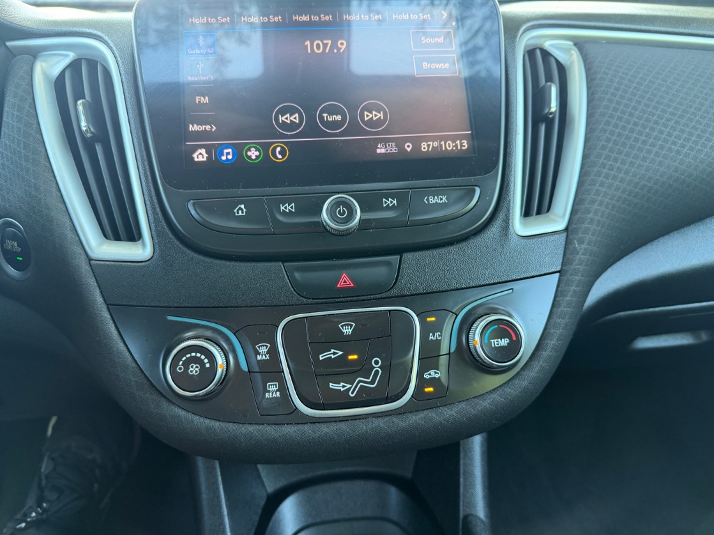 2019 Chevrolet Malibu - $6,900