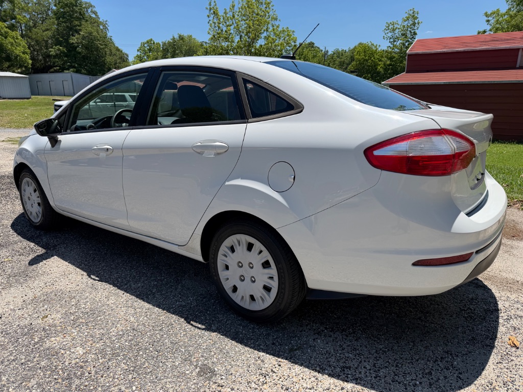 2014 Ford Fiesta - $5,900
