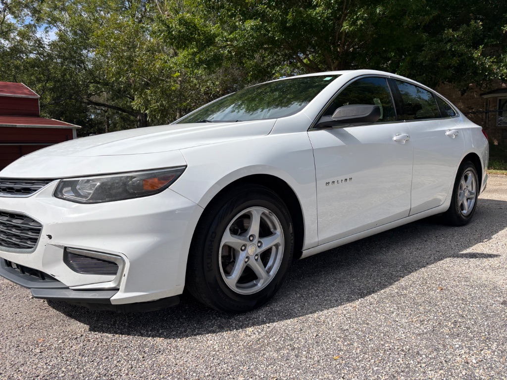2017 Chevrolet Malibu - $5,900