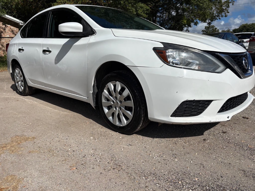 2019 Nissan Sentra - $5,900