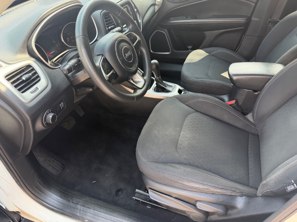 2018 Jeep Compass - $7,900