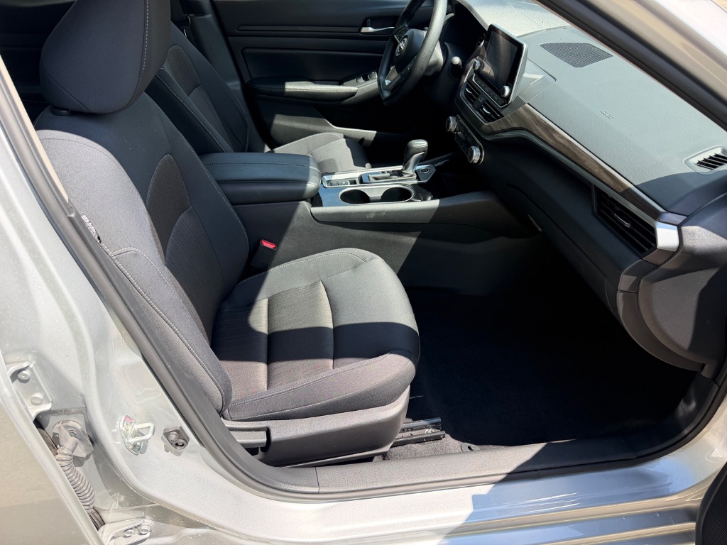 2024 Nissan Altima - $15,500
