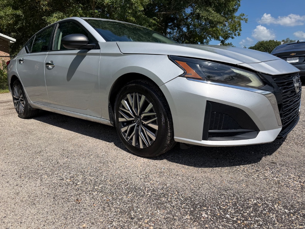 2024 Nissan Altima - $15,500