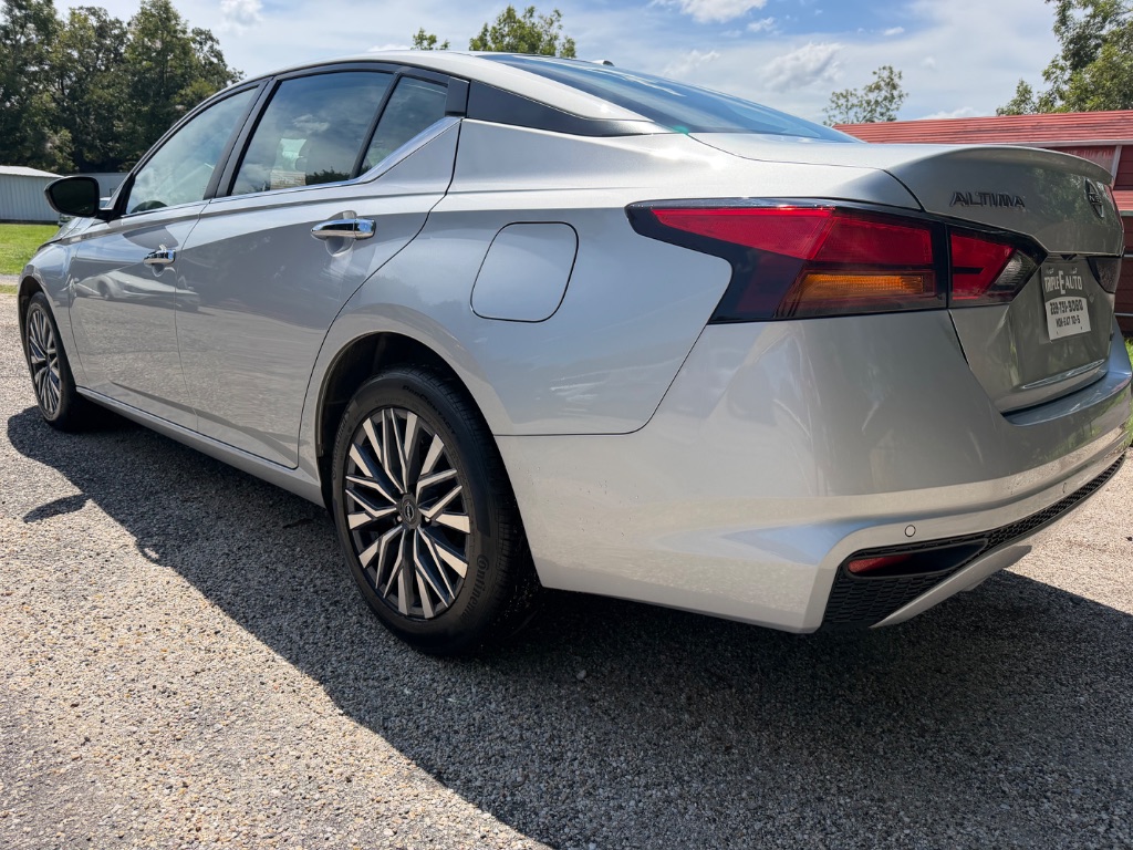 2024 Nissan Altima - $15,500
