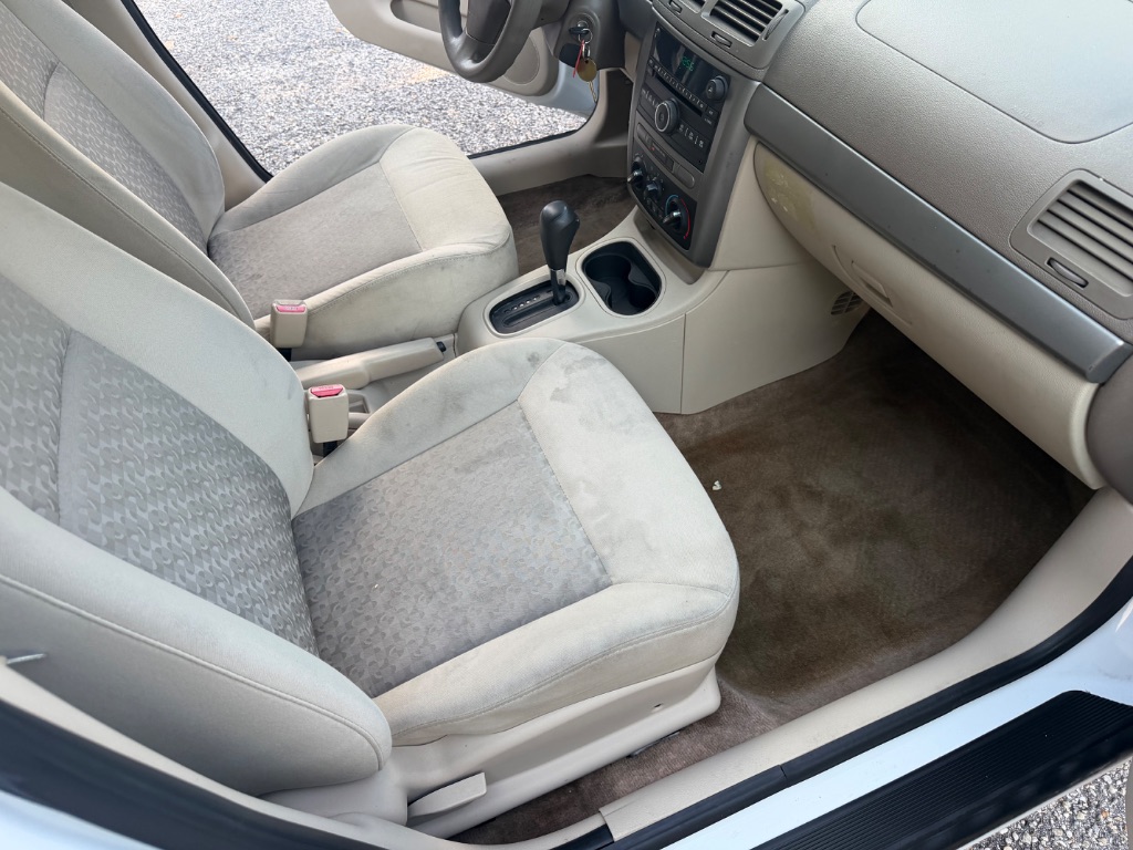 2007 Chevrolet Cobalt - $3,900