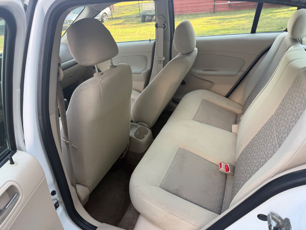 2007 Chevrolet Cobalt - $3,900