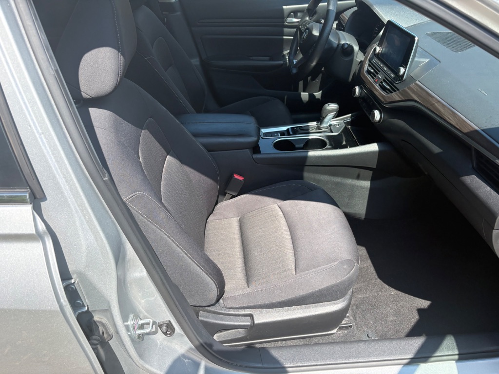 2024 Nissan Altima - $15,500
