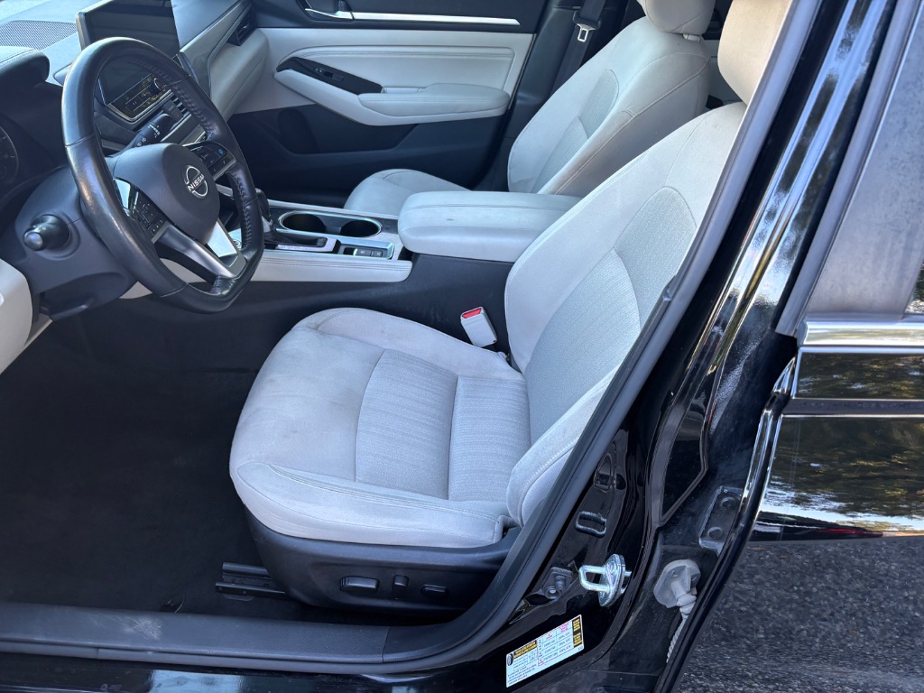 2023 Nissan Altima - $13,500