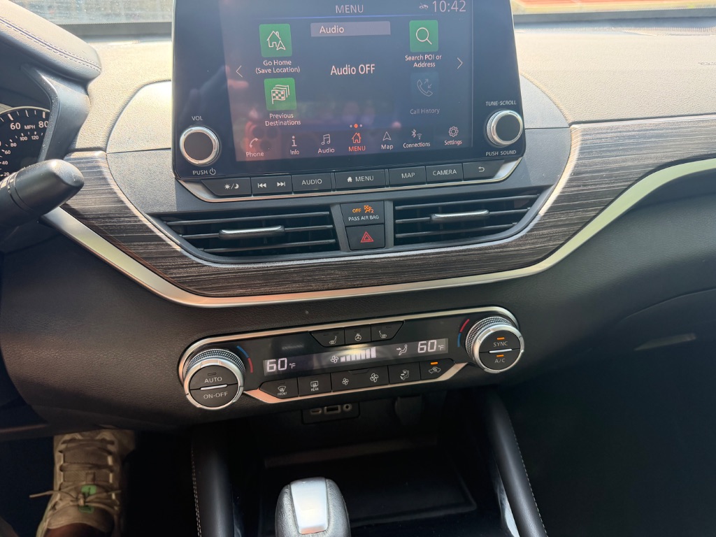 2022 Nissan Altima - $12,500