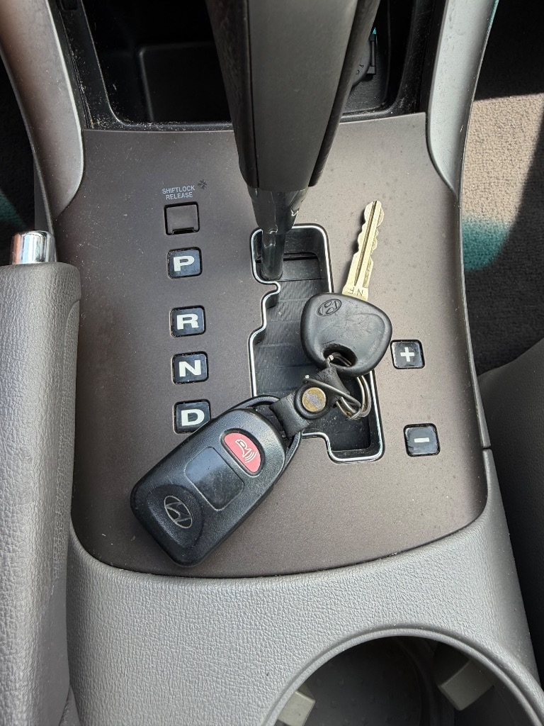 2009 Hyundai Sonata - $4,500
