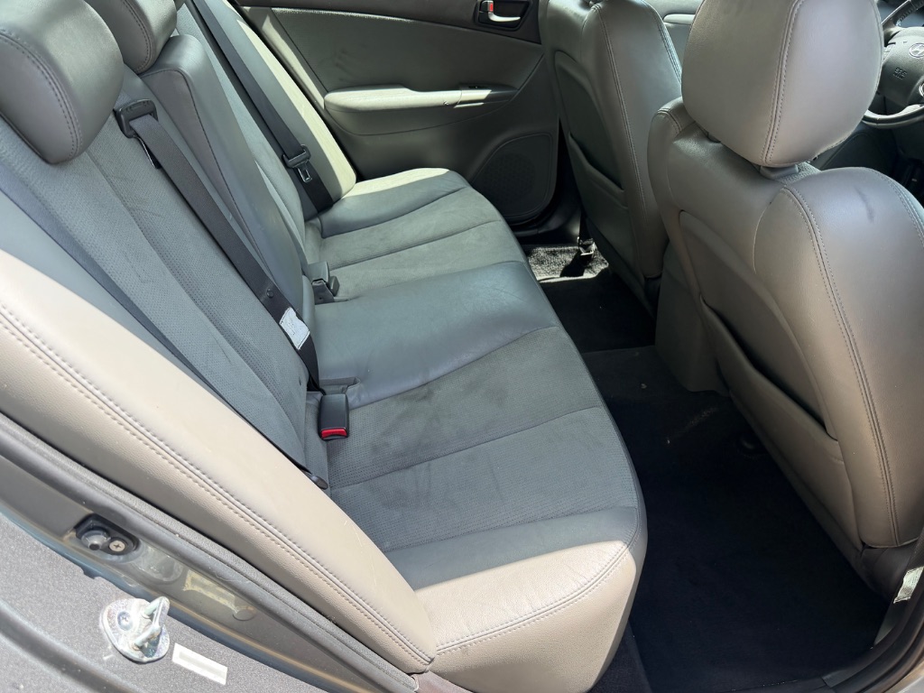 2009 Hyundai Sonata - $4,500