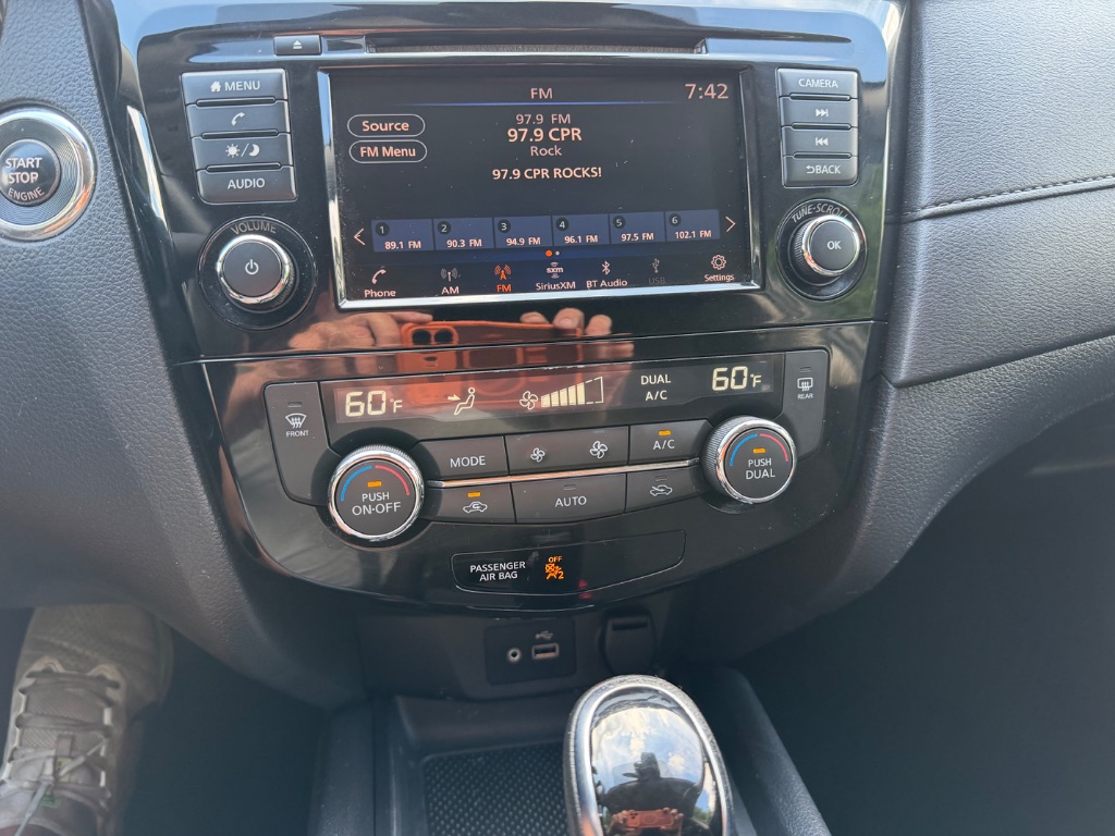 2020 Nissan Rogue
