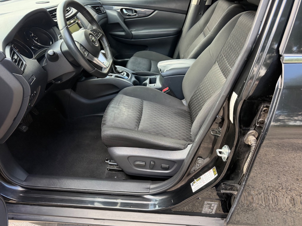 2020 Nissan Rogue