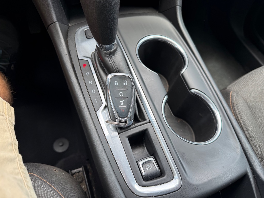 2020 Chevrolet Equinox - $7,900