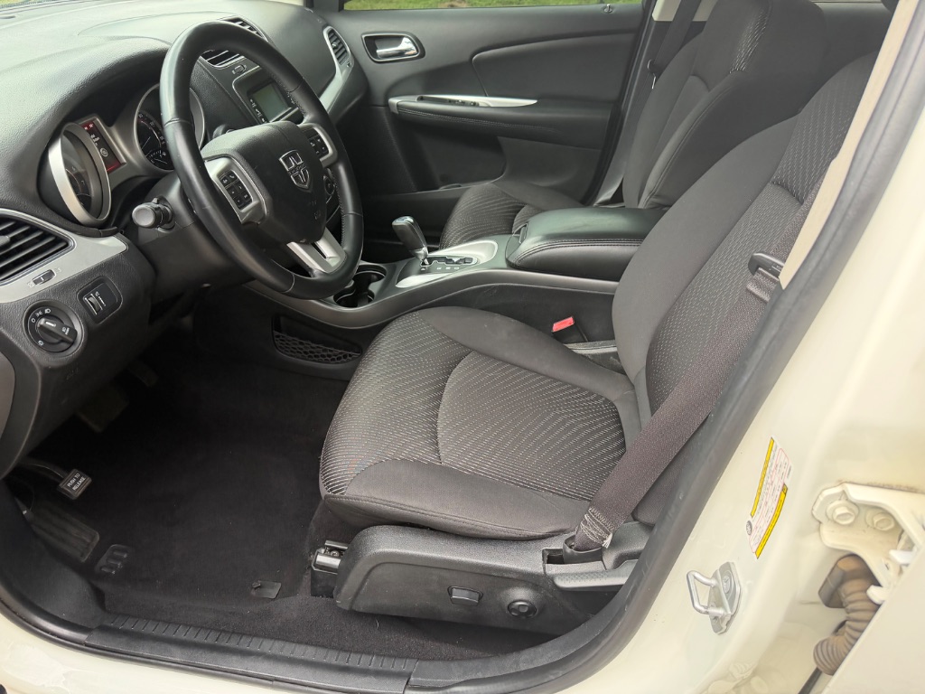 2015 Dodge Journey - $7,900