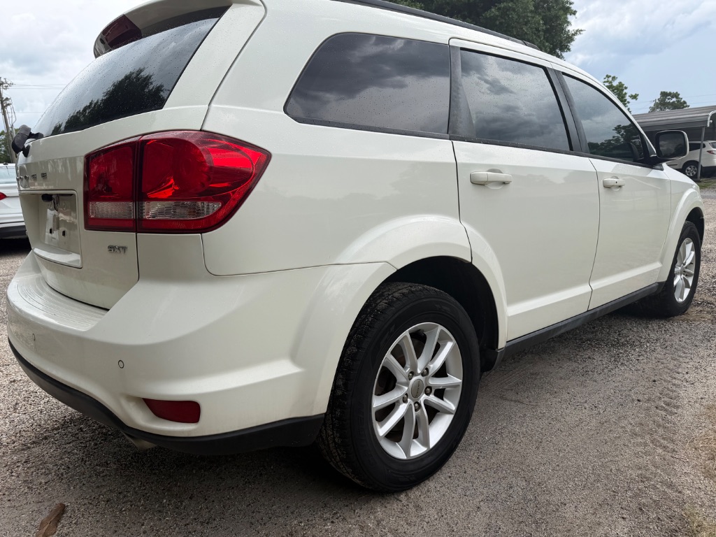 2015 Dodge Journey - $7,900