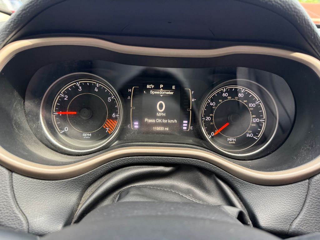 2015 Jeep Cherokee - $8,900