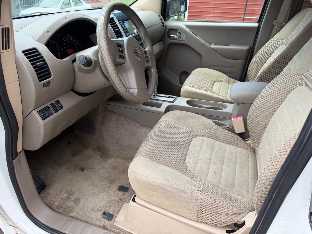 2015 Nissan Frontier - $7,900