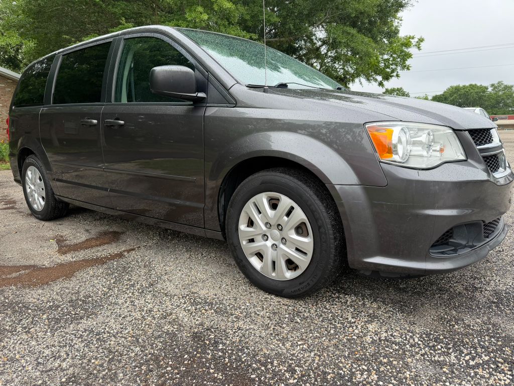 2017 Dodge Grand Caravan - $7,500
