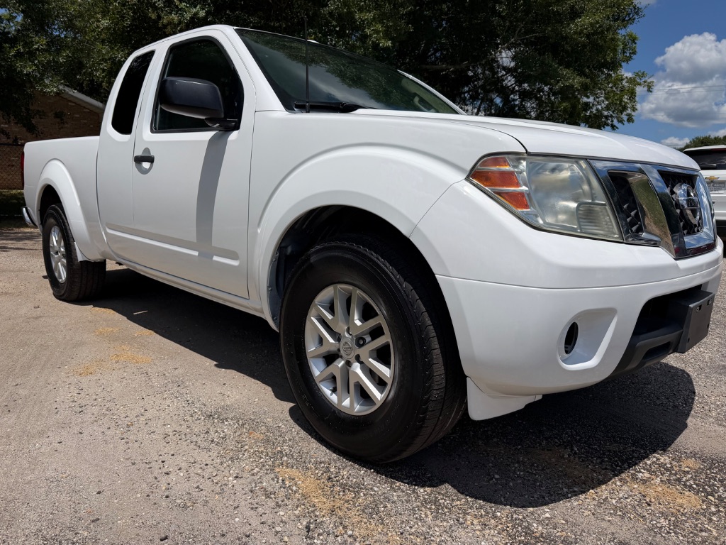2016 Nissan Frontier - $7,900