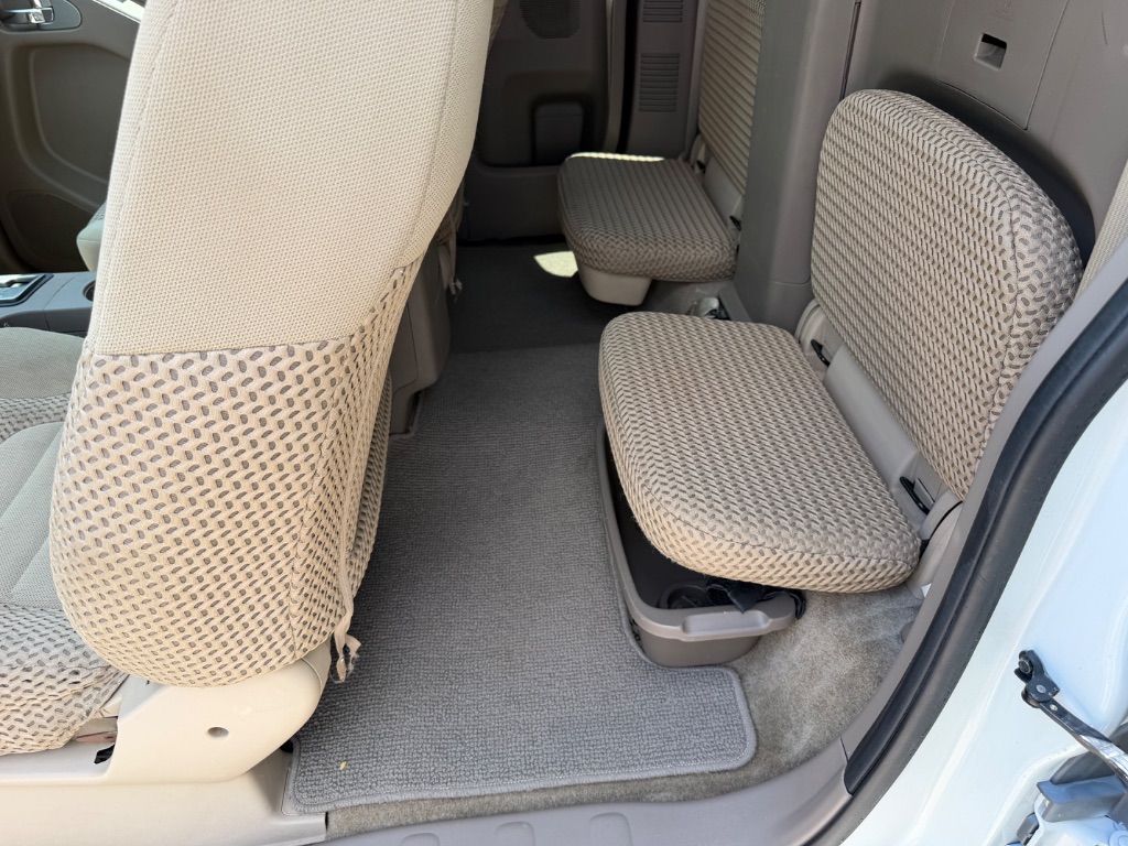 2016 Nissan Frontier - $7,900