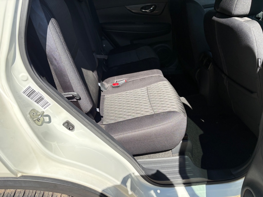2020 Nissan Rogue - $5,900