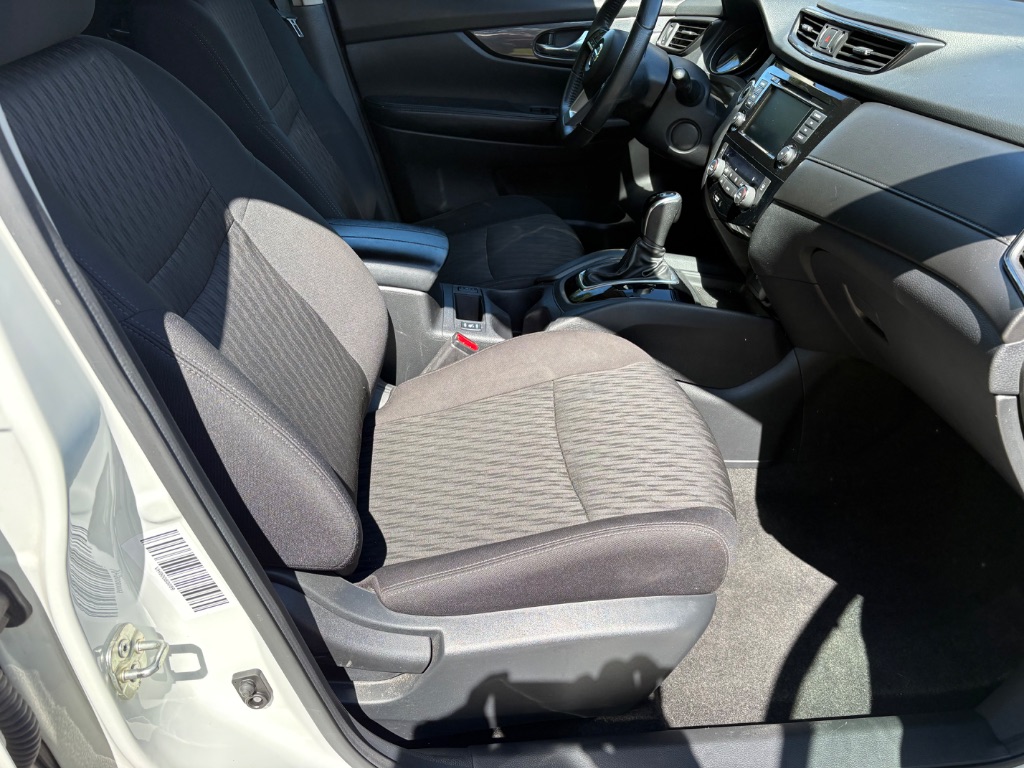 2020 Nissan Rogue - $5,900