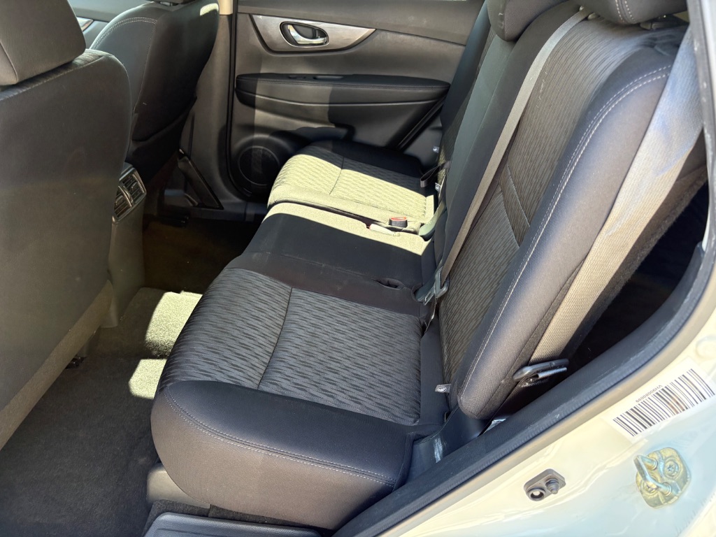 2020 Nissan Rogue - $5,900