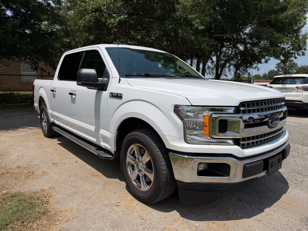 2019 Ford F150 - $15,500