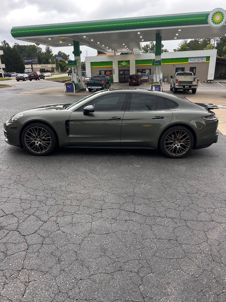 2022 Porsche Panamera