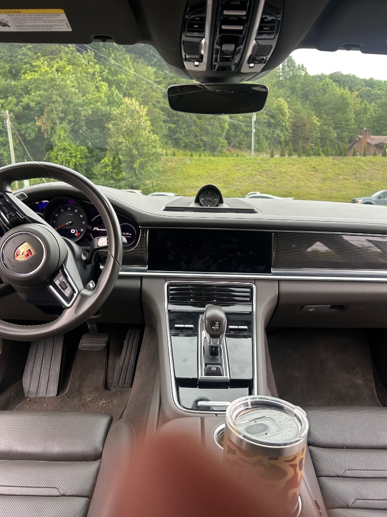 2022 Porsche Panamera