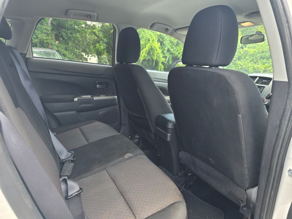 2019 Mitsubishi Outlander - $7,900