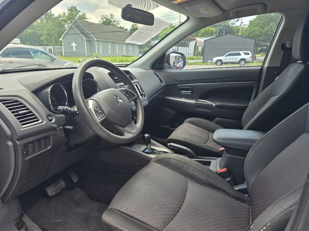 2019 Mitsubishi Outlander - $7,900