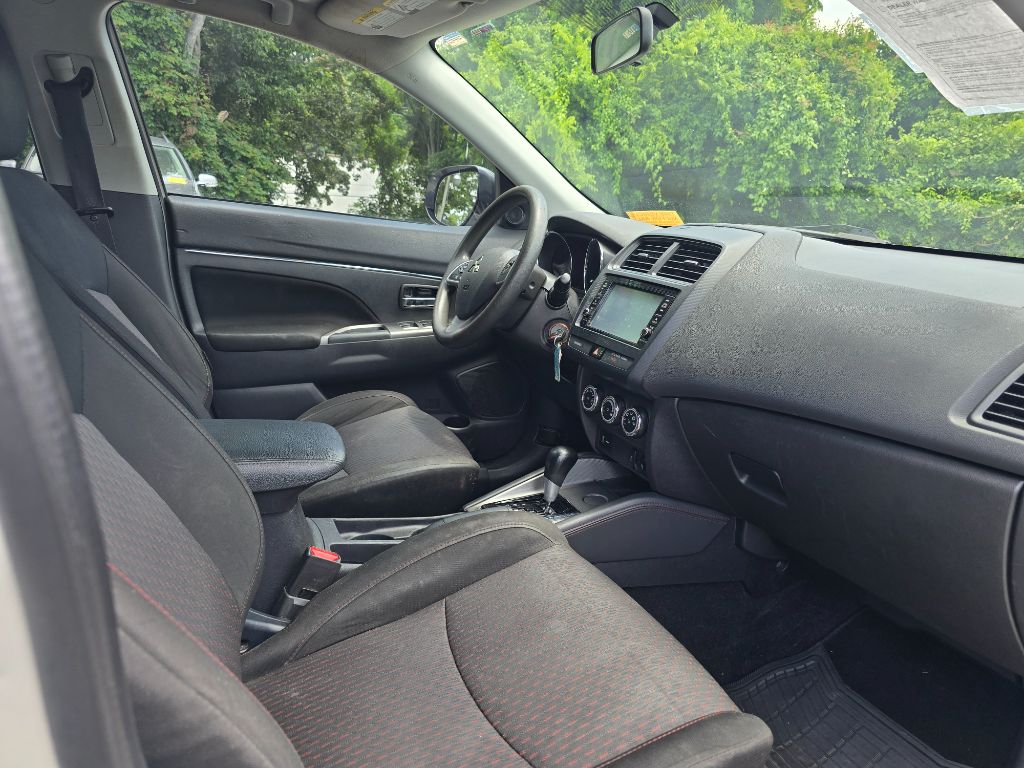 2019 Mitsubishi Outlander - $7,900
