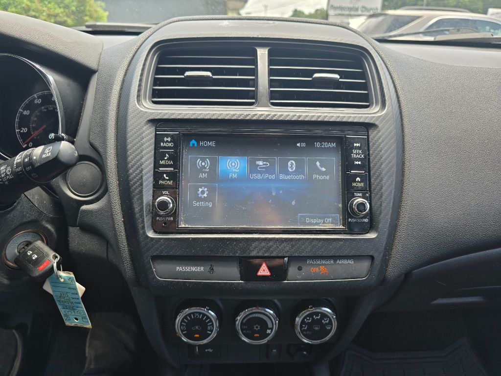 2019 Mitsubishi Outlander - $7,900