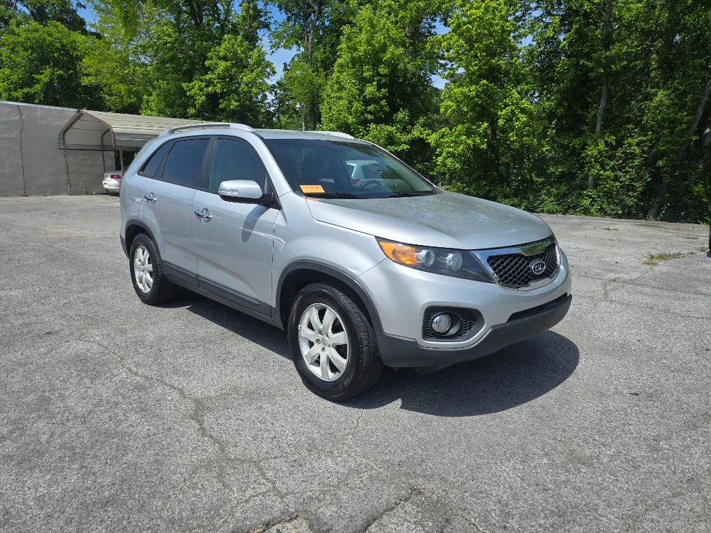 2011 Kia Sorento - $4,400