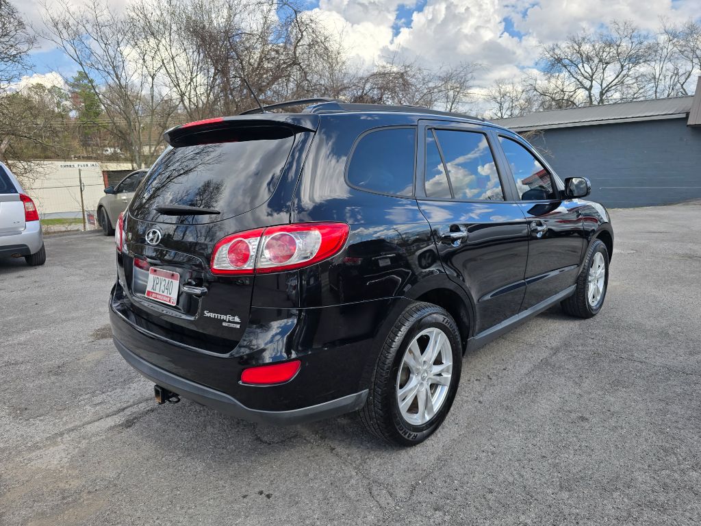2011 Hyundai Santa Fe - $5,500