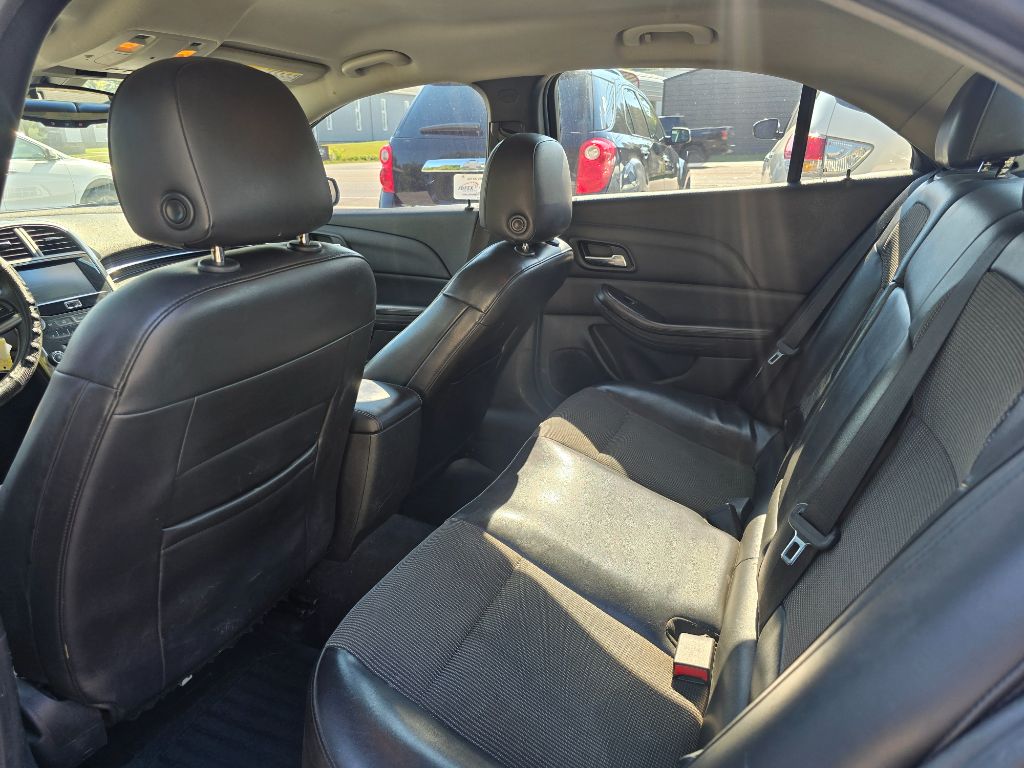 2016 Chevrolet Malibu - $5,900