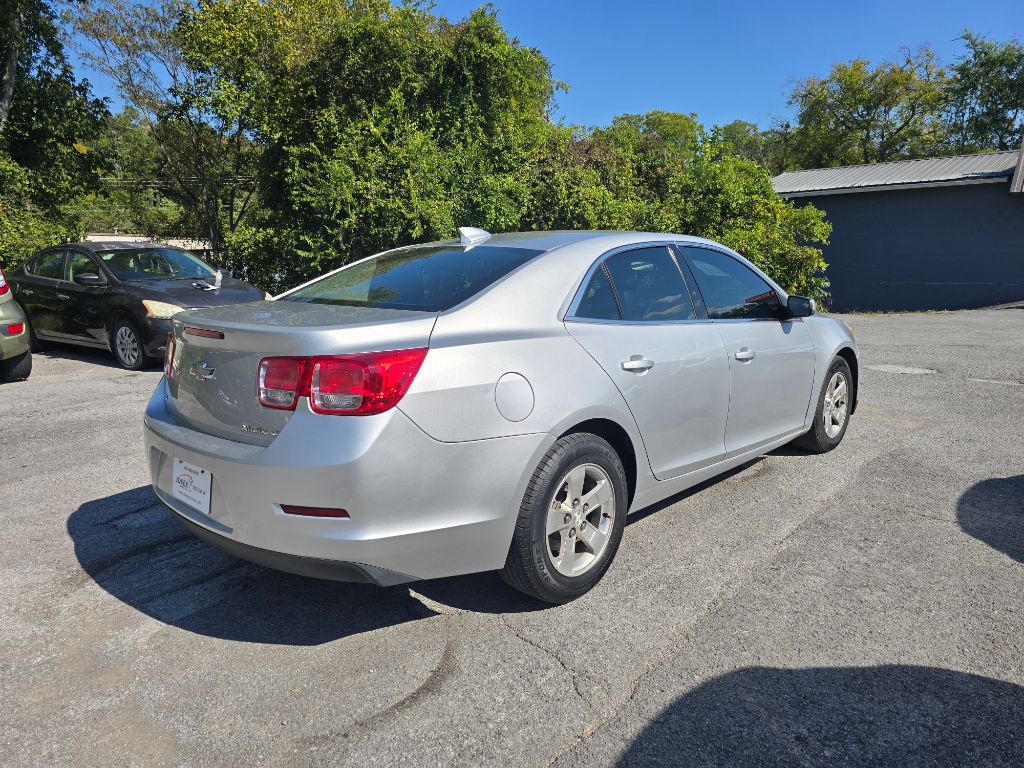 2016 Chevrolet Malibu - $5,900