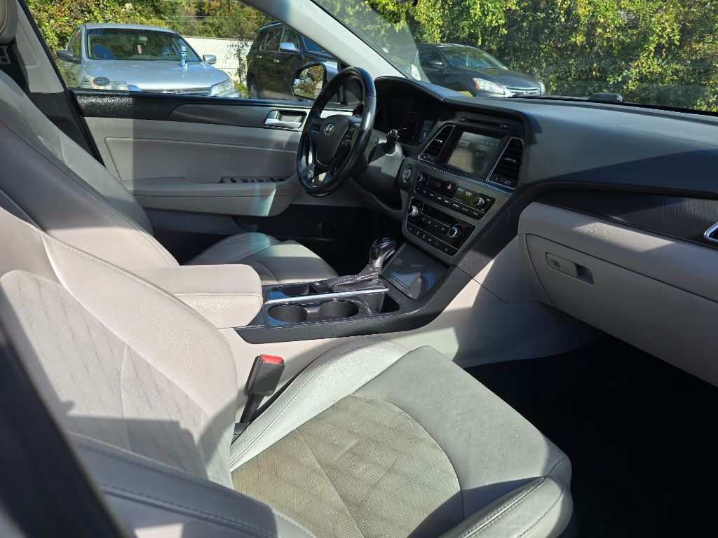 2016 Hyundai Sonata - $6,400
