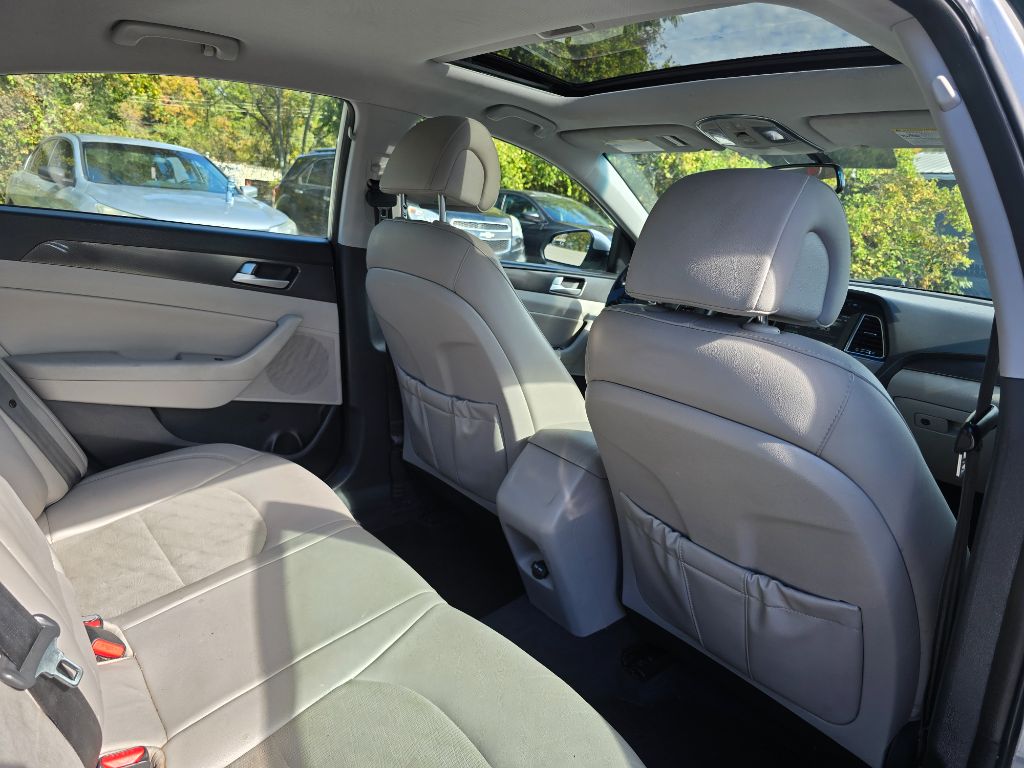 2016 Hyundai Sonata - $6,400