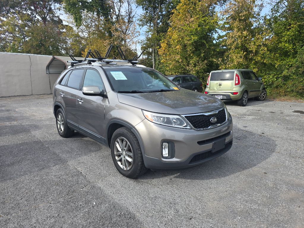2015 Kia Sorento - $6,900