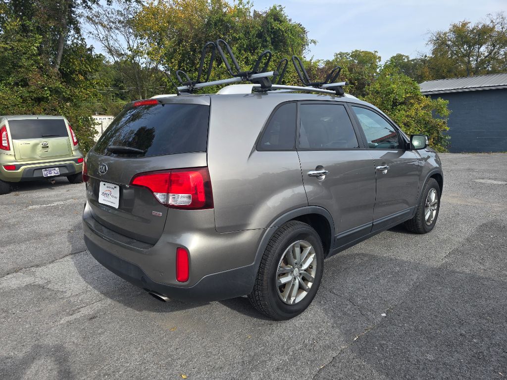 2015 Kia Sorento - $6,900