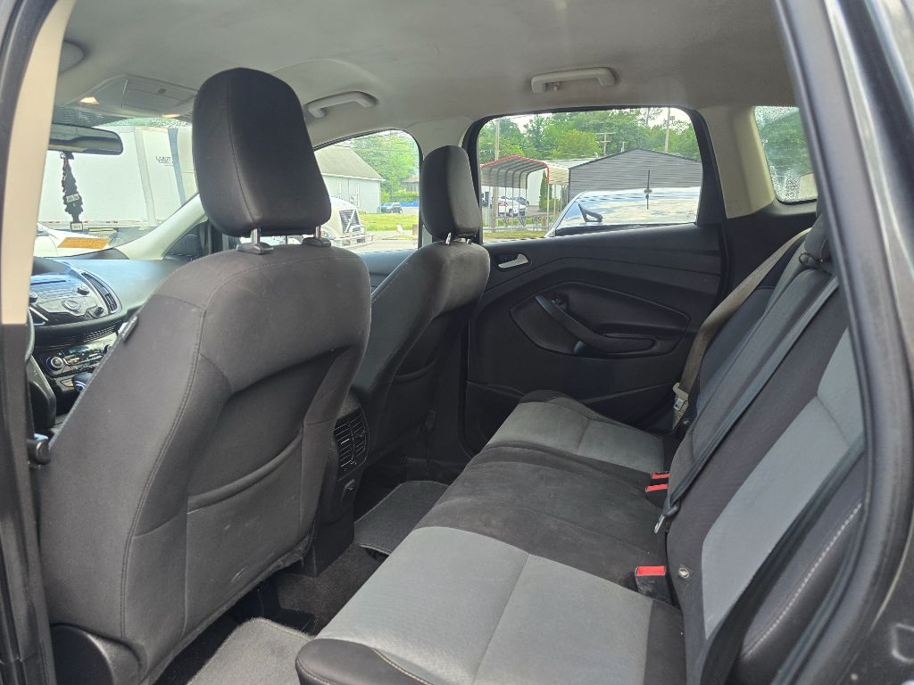 2018 Ford Escape - $5,900