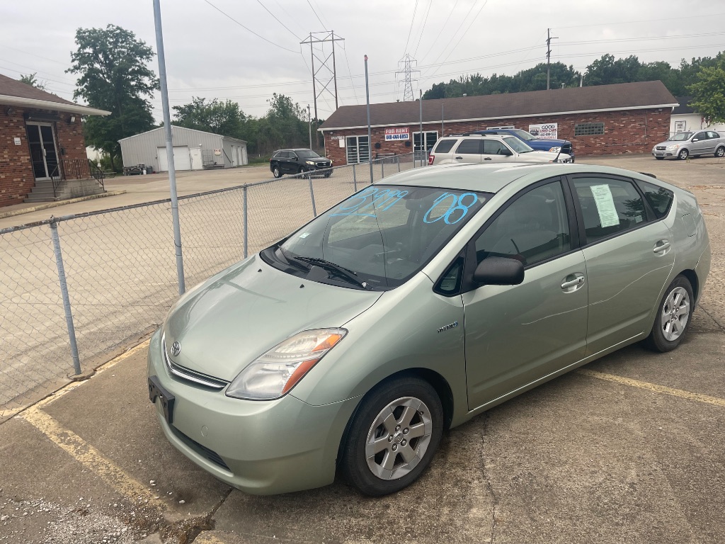 2008 Toyota Prius - $4,000