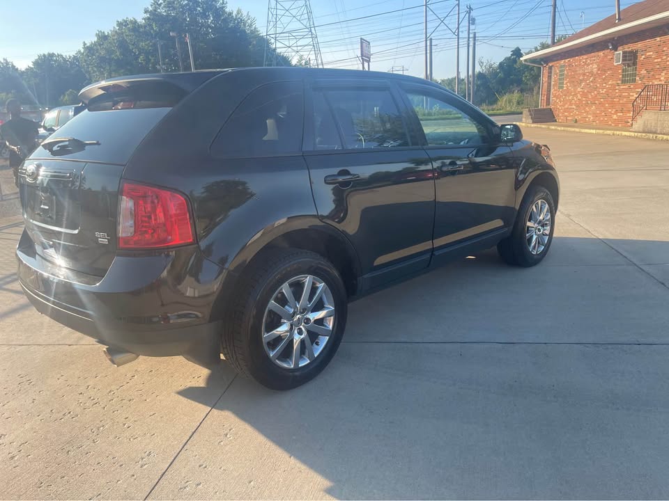 2013 Ford Edge - $5,000