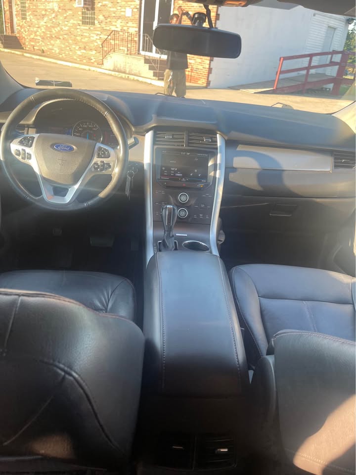 2013 Ford Edge - $5,000