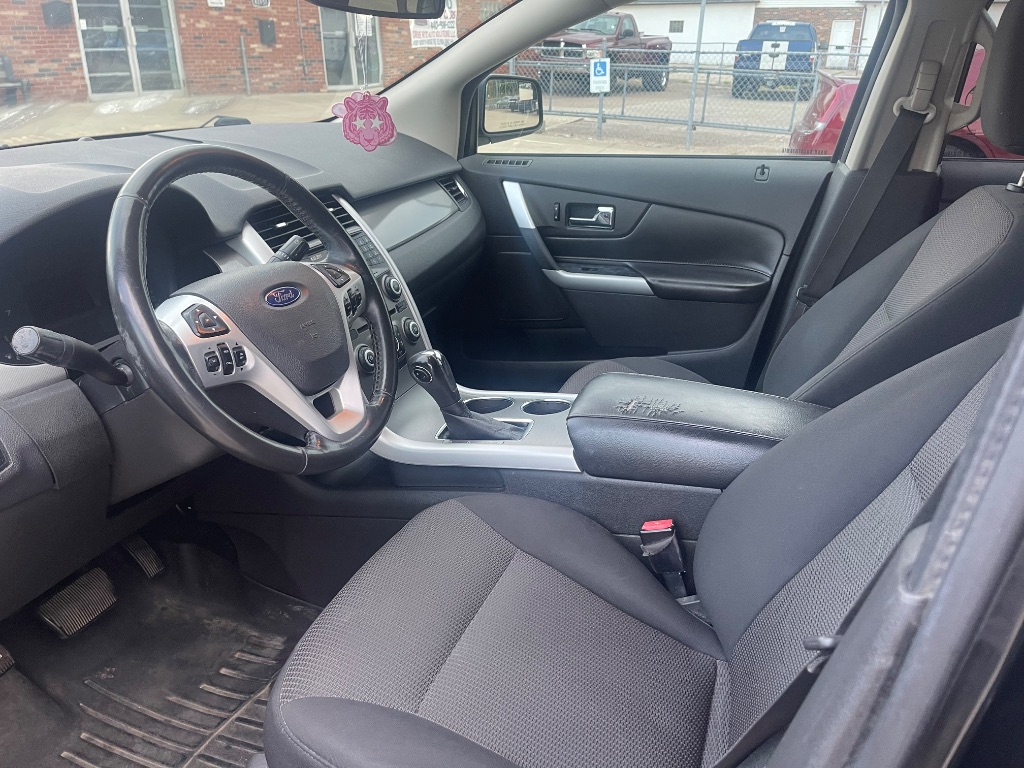2011 Ford Edge - $4,500